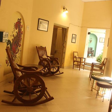 Cozy Inn Varanasi Exteriör bild