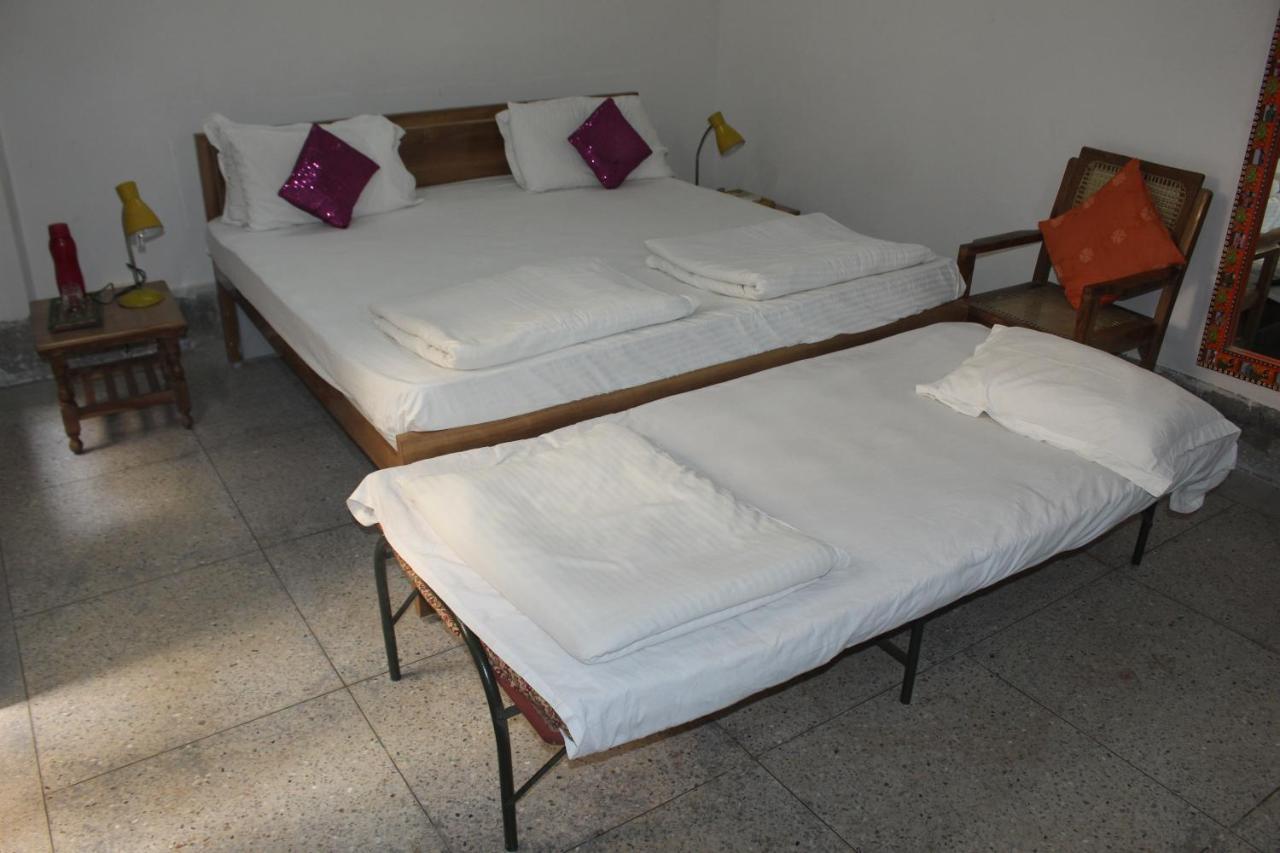 Cozy Inn Varanasi Exteriör bild