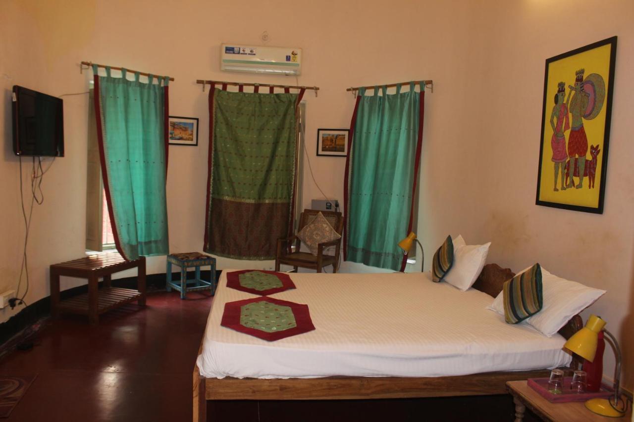 Cozy Inn Varanasi Exteriör bild