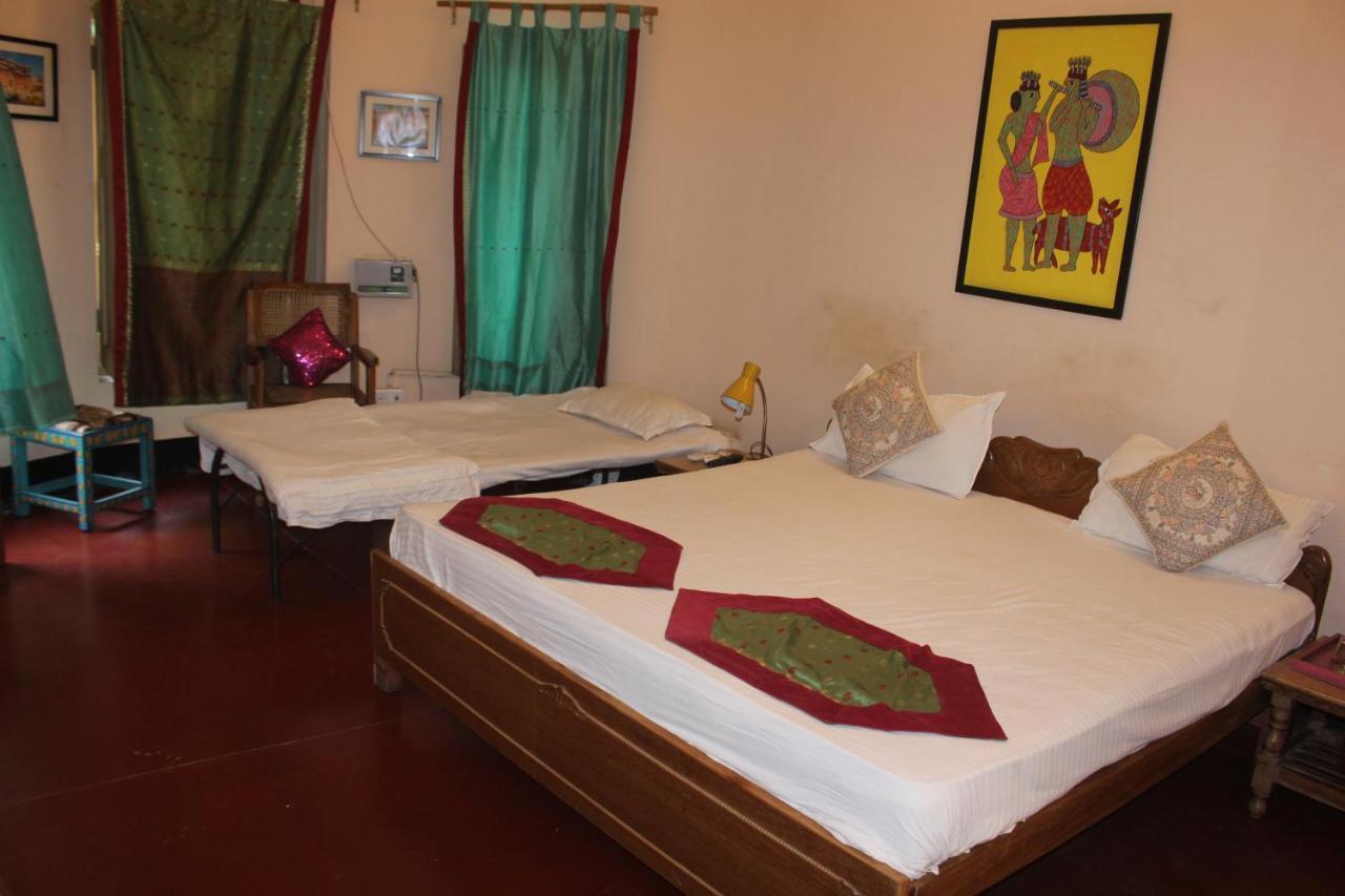 Cozy Inn Varanasi Exteriör bild